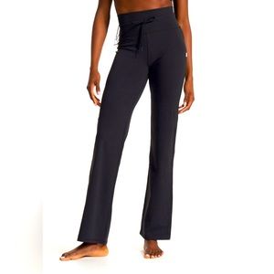 Cute flares supppppper comfy